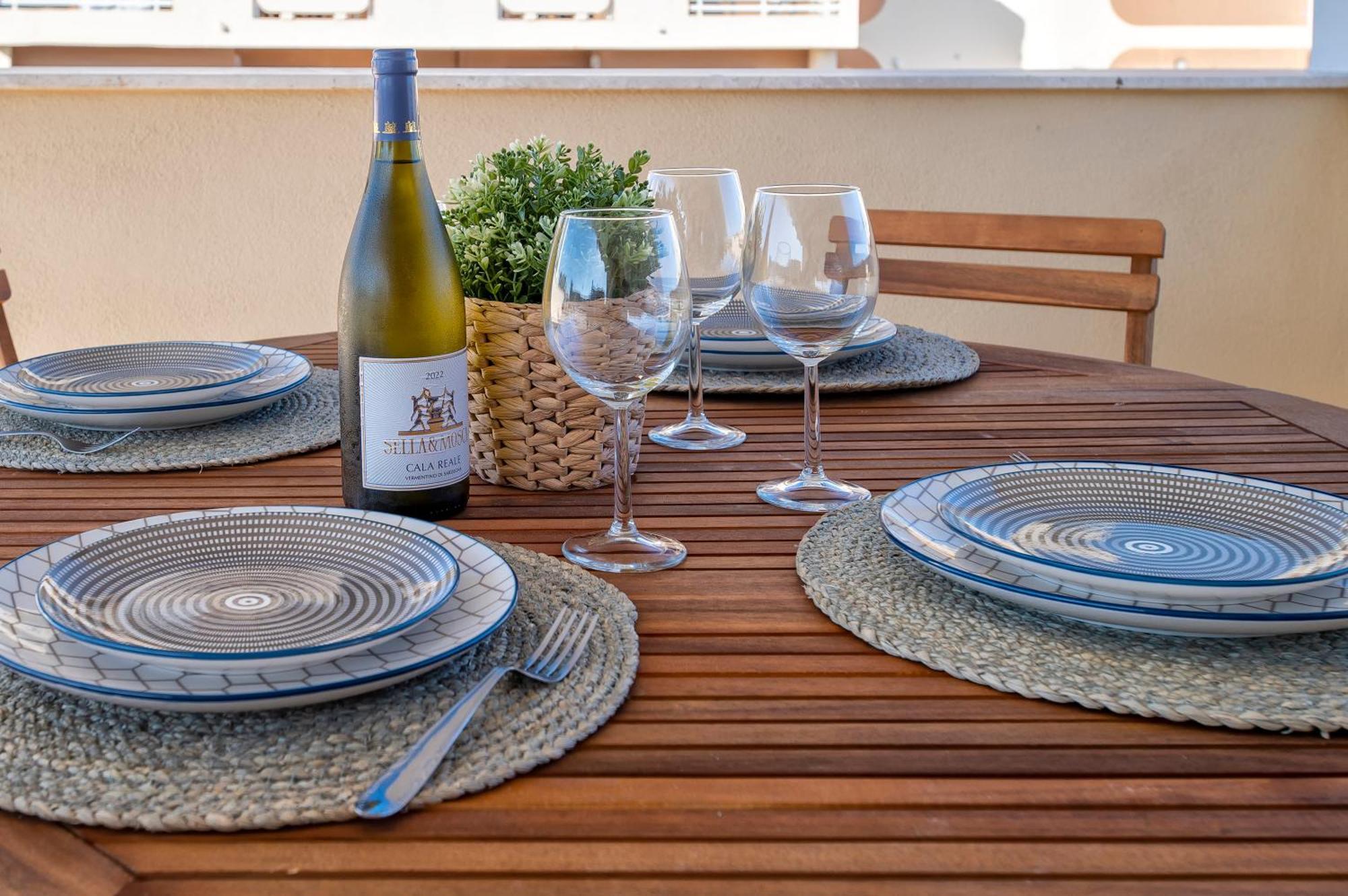 Pufferfish Apartment With Private Terrace Alghero Bagian luar foto